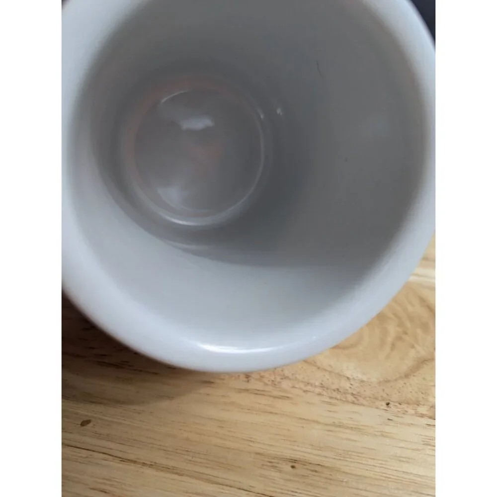 Vietnam‎ Veterans memorial Des Moines Iowa mug white black line art 4 inch vtg